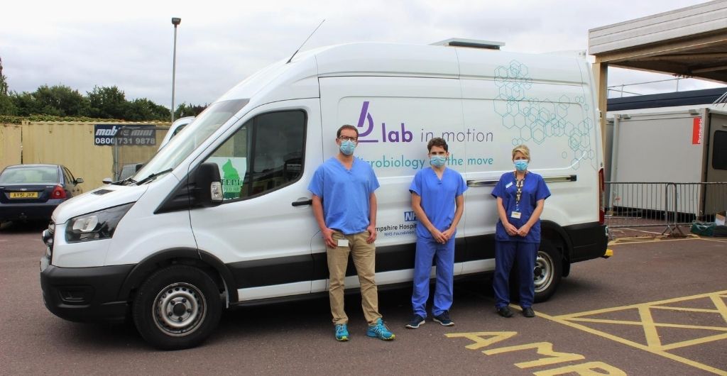 HTDigitalhealth's tweet image. ‘Lab in a van’ supporting Hampshire communities in the fight against COVID-19. healthtechdigital.com/lab-in-a-van-s… #Healthtech #Digitalhealth #Covid_19 @hampshire Hospitals NHS Foundation Trust @OptiGeneLtd