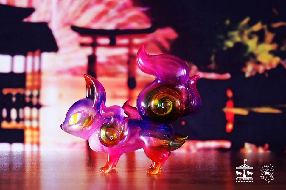 _myplasticheart's tweet photo. Phantom Fox 🌸 Flower 🌺 by @genkosha is sitting pretty in this new floral inspired colorway... now available for pre-order at https://t.co/1C8SIhdbdG #phantomfox #flower #fire #designertoys #myplasticheart #vinyltoys
https://t.co/amxQV4qwvx https://t.co/4DoLQ71wud