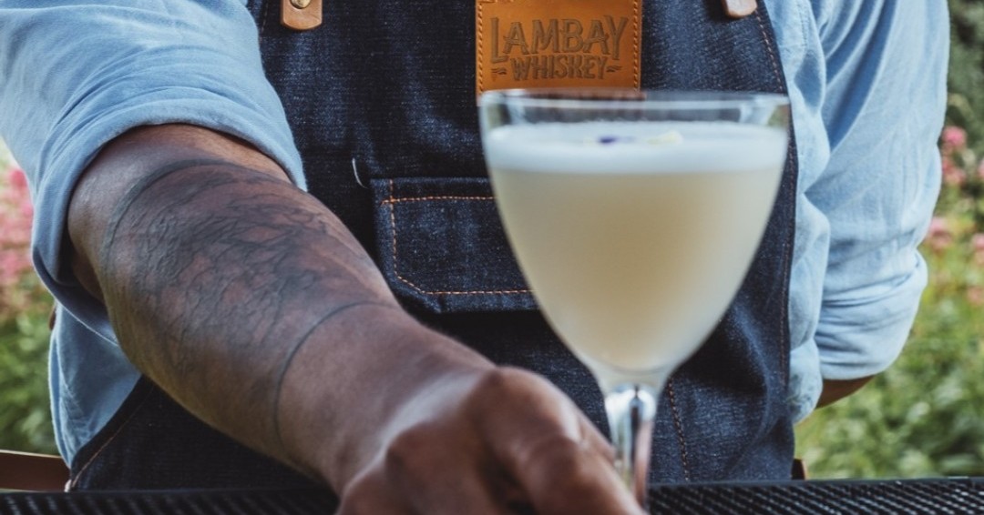 LambayWhiskey's tweet photo. #FridayLibation? You've been served! or at least try this #whiskeycocktail at home.The #Lambay #Elderflower #Selkie
https://t.co/wRbjSBzwLa
#drinkaware #uncorktheuniqiue #whiskycocktails #fridayfeeling #fridaylibations #lambaylibations https://t.co/aZcT1iTrmQ