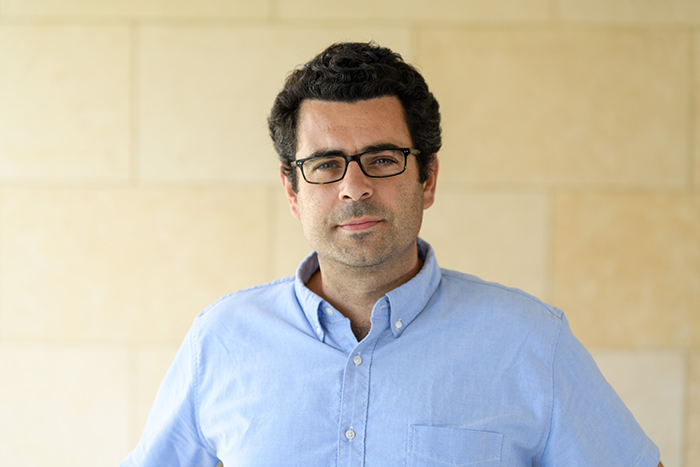 MEGeorgiaTech's tweet photo. Congratulations to assistant professor Costas Arvanitis, who is Georgia Tech's first MERIT awardee. His research, funded by @NIH and @theNCI, will focus on  improving noninvasive delivery of anticancer agents in brain tumors.

https://t.co/qNaVd7Ahzd https://t.co/pN9bfubwyU