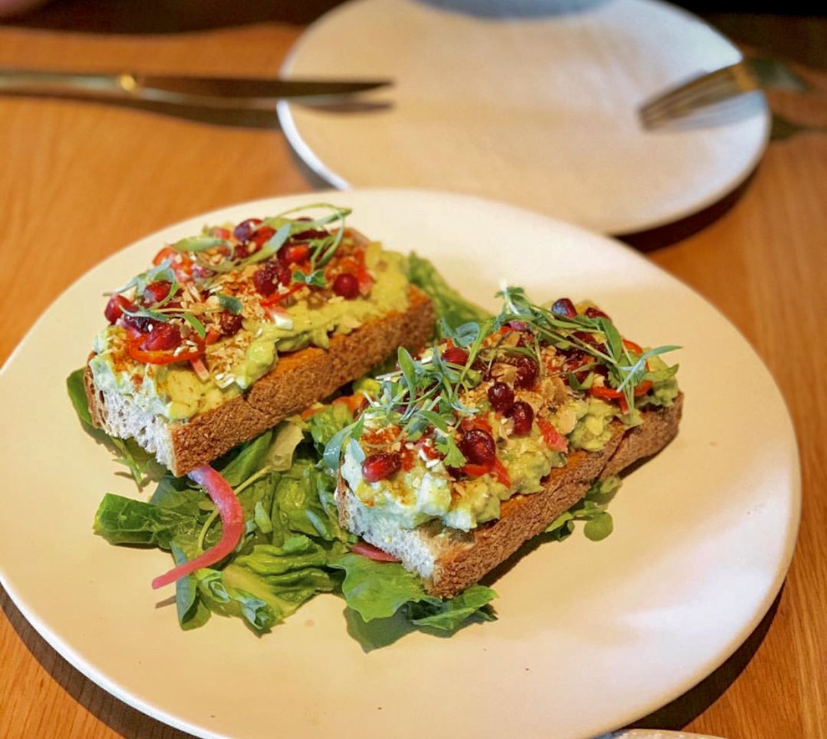 Who doesn't love a yummy #Avocado toast?! Double tap for avocados🥑 🥑  &amp; join us for #Brunch today at #CHICA #LasVegas from 8AM-4PM 🍽️