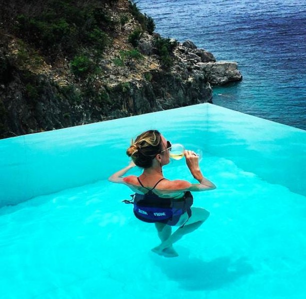 BumFloat's tweet image. Keep calm and bum on. 😎 #summer #bumfloat #lakelife #relax #outdoors