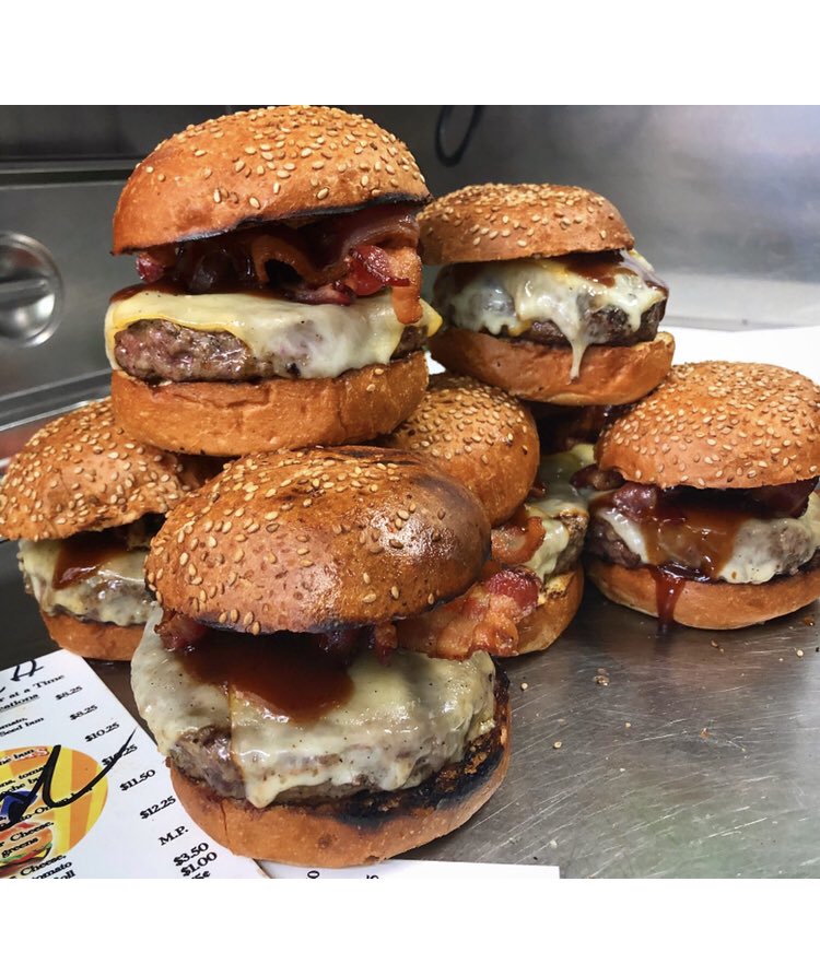 Lunch &amp; dinner today at North 3rd st. &amp; Bedford Ave. Delivery &amp; pickup till 10pm #fryday <a href="/deliverydotcom/">delivery.com</a> <a href="/DoorDash/">DoorDash</a> <a href="/Grubhub/">Grubhub</a> <a href="/UberEats/">Uber Eats</a>