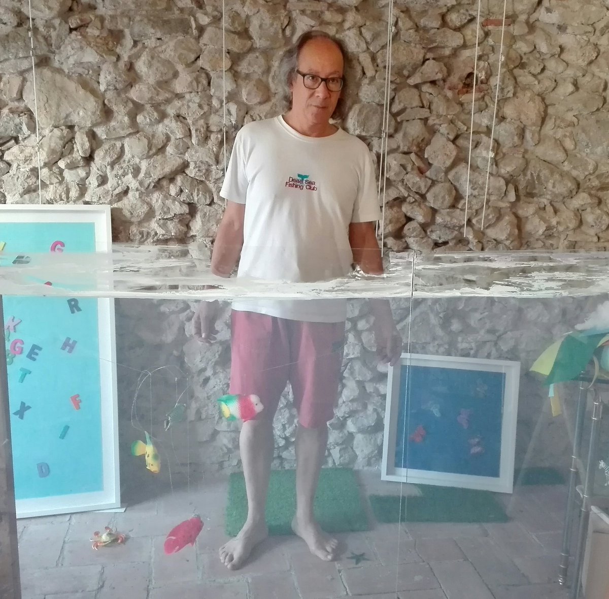 JosepMCompte's tweet photo. En aquestes darreres dècades la manera que tenim d’entendre el món ha canviat molt,  també com pensa i treballa l’artista / The way we understand the world has changed a lot in recent decades, as has the way the artist thinks and works.
#artstudi #visualart #gallery @OnaLlibres https://t.co/zxK2yKIezo