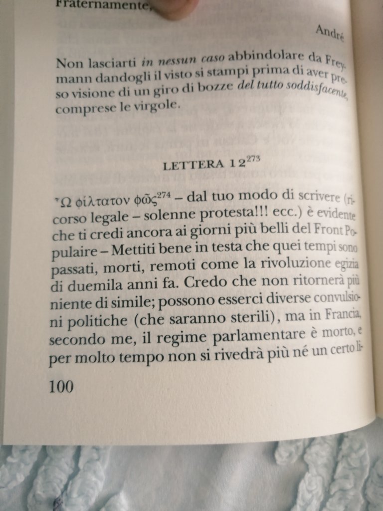 Raffayellow2's tweet photo. È la Francia del '40 in questa bellissima lettera di Simone Weil al fratello matematico André Weil. Quella situazione è spaventosamente simile a questa attuale dell'Italia in fase covid-19. Una sorta di viaggio nel futuro. Buona lettura. https://t.co/ojkNUxUHMt
