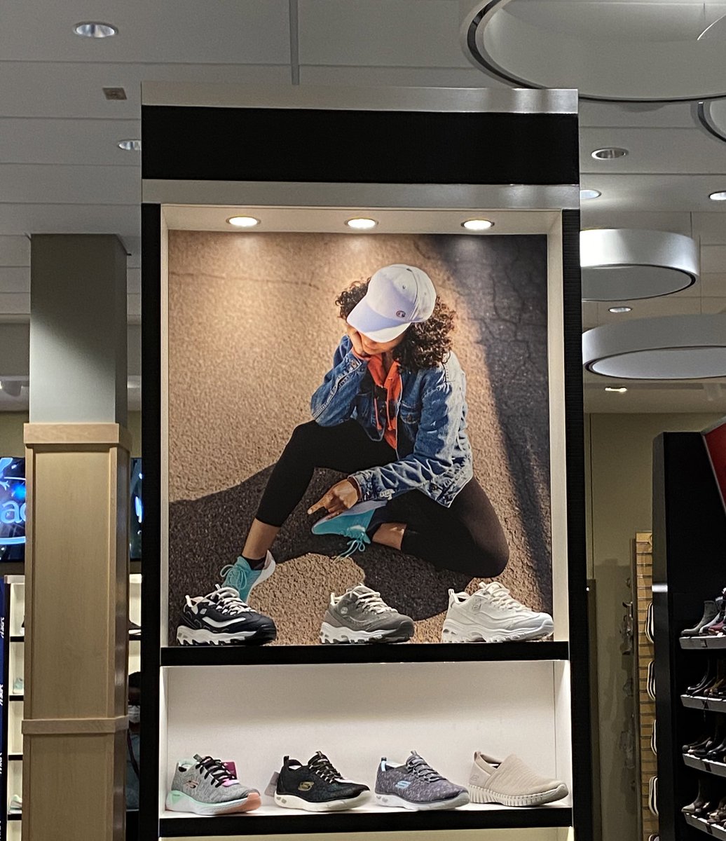 Sure enough - another girl, posing...  @SCHEELS 2/