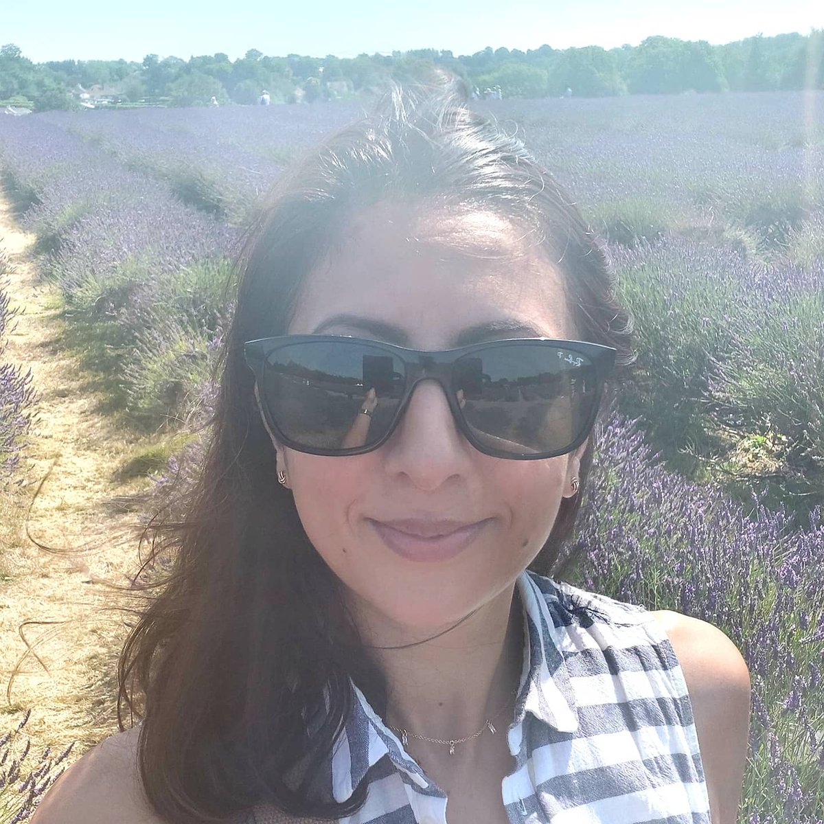nadianizar's tweet image. Spent a wonderful afternoon with one of my old uni mates in Surrey surrounded by lavender....💋
#friendship #FridayFeeling #stunnning #englishsummer