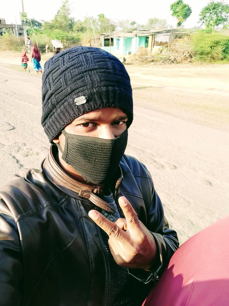 kumar_binod_07's tweet photo. @TechnicalGuruji Hello guys... Giving away these Airpods Pro to you...
Step 1 - Follow @TechnicalGuruji  ...
Step 2 - Retweet this tweet...
Step 3 - Wear a mask and stay safe...

Results next Sunday🙂
Love you all ♥️ https://t.co/bTtoHNhKCC