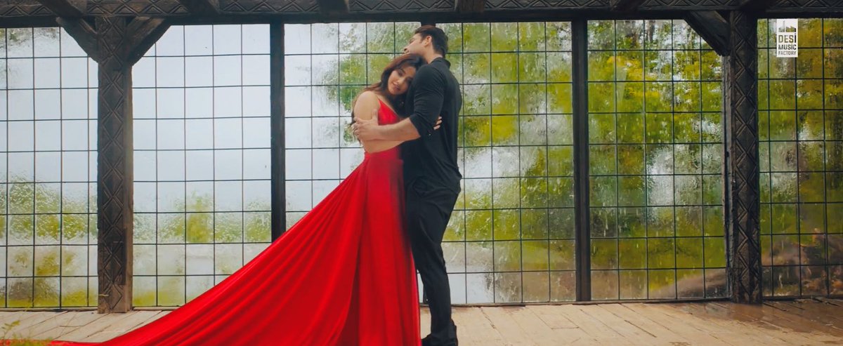 Their BOMBB CHEMISTRY nd PERFECTTT DANCE POSTURE !! enough to create firee in ICE!! #DilKoKaraarAaya