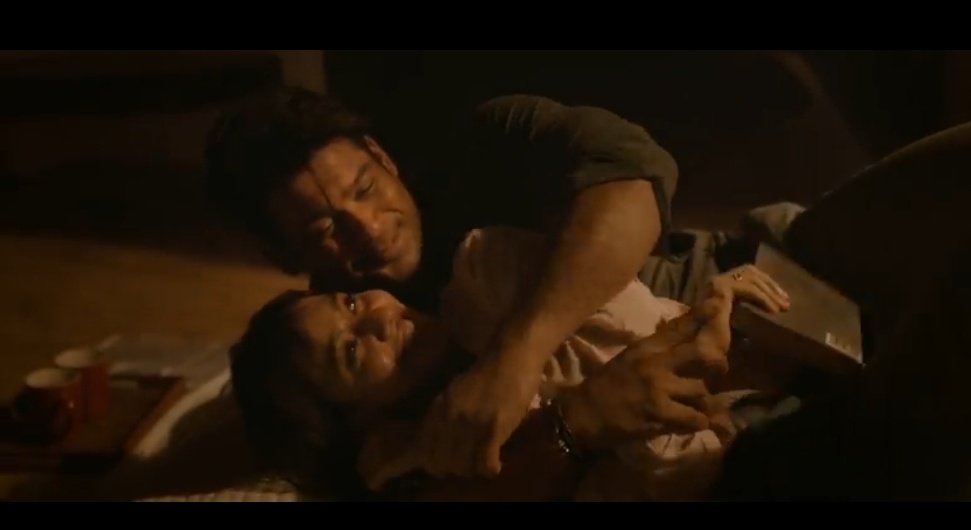 This scene is personally my favorite one!! SIDHARTHH, in black nd the way he's gazing her ..totally making me fallen in love with him again & again..!! And how she asked raising her eyebrows cutely nd he nodded his face while pulling her!! Definitely, Aww moment for me.. ..!!