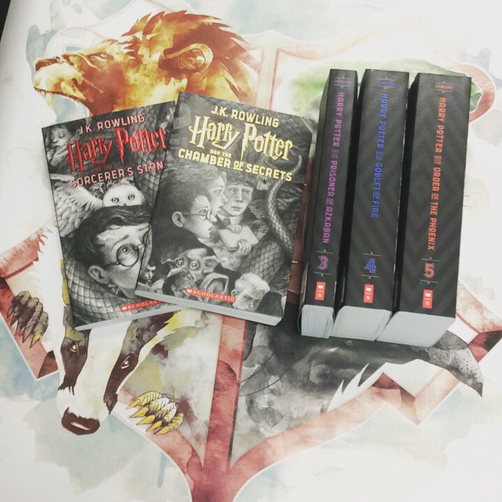 Happy Birthday Harry Potter⚡️ stop by our store today for our new collection⚡️
#usedbooksuperstore #harrypotterbirthday #HarryPotterDay