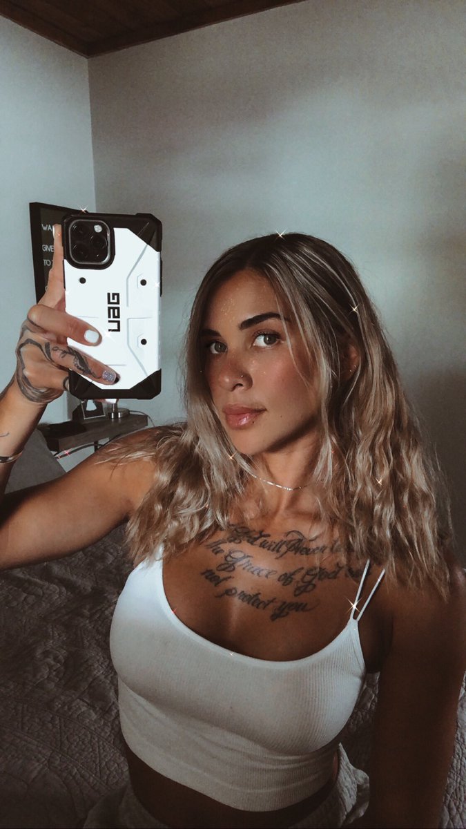 KailinCurranAsing tweet media