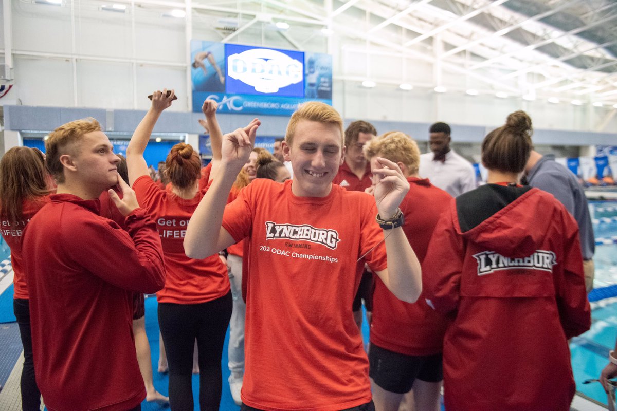 On Fridays we wear RED! And on the last Friday before students return to campus, we celebrate! #WonNation #ZachDances 🕺