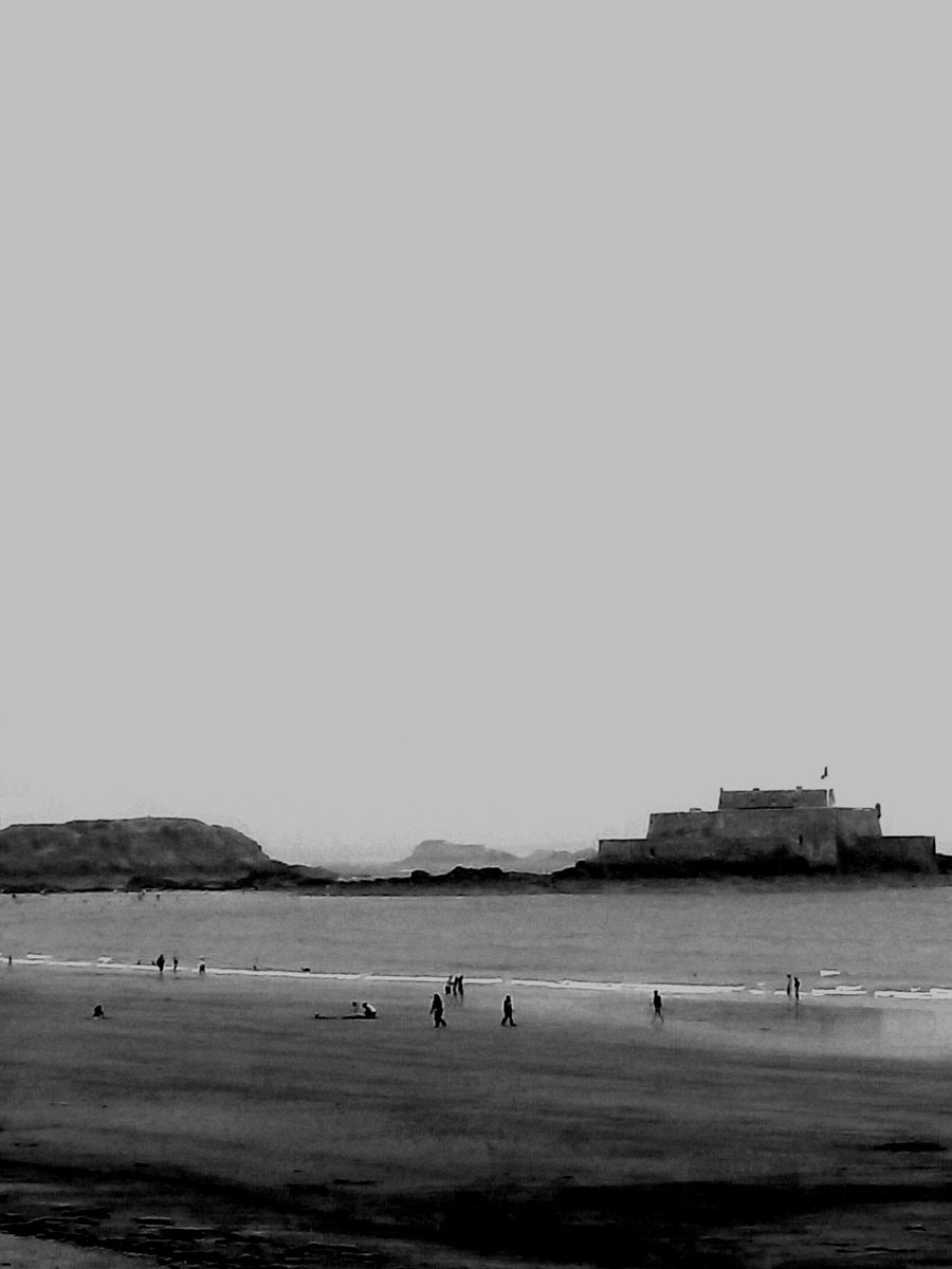 ylam_jly's tweet photo. Saint-Malo https://t.co/keUVF0X63C