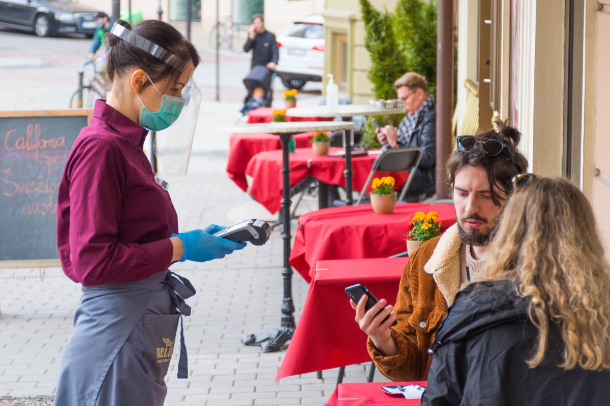 TNLastCall's tweet photo. How to expand your restaurant to include additional exterior space https://t.co/YSl0r2DgbY https://t.co/i5O0nkuAyN