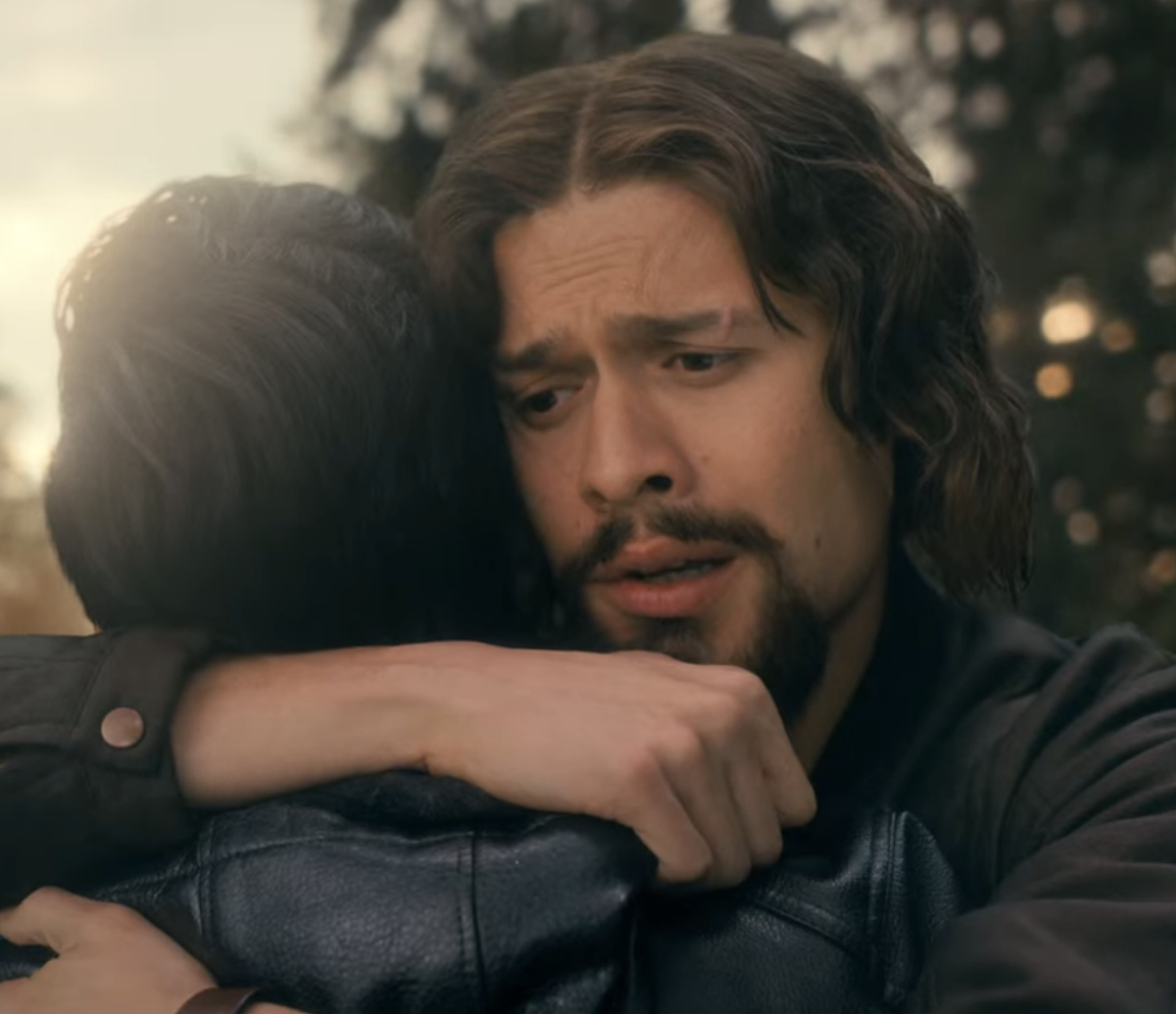 sOMEONE PLEASE USE THE ONE OF HIM HUGGING BEN JKFDGKSJFG I WILL ACTUALLY CRY