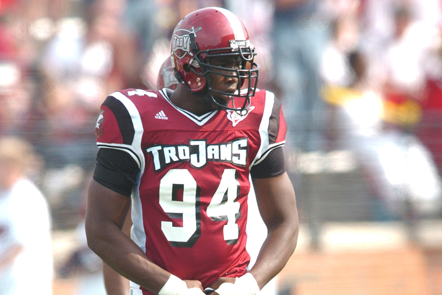 TroyTrojansFB's tweet photo. Help us in wishing Troy legend @DeMarcusWare happy birthday!

#DTW | #OneTROY ⚔️🏈 https://t.co/W4W56wJvKI