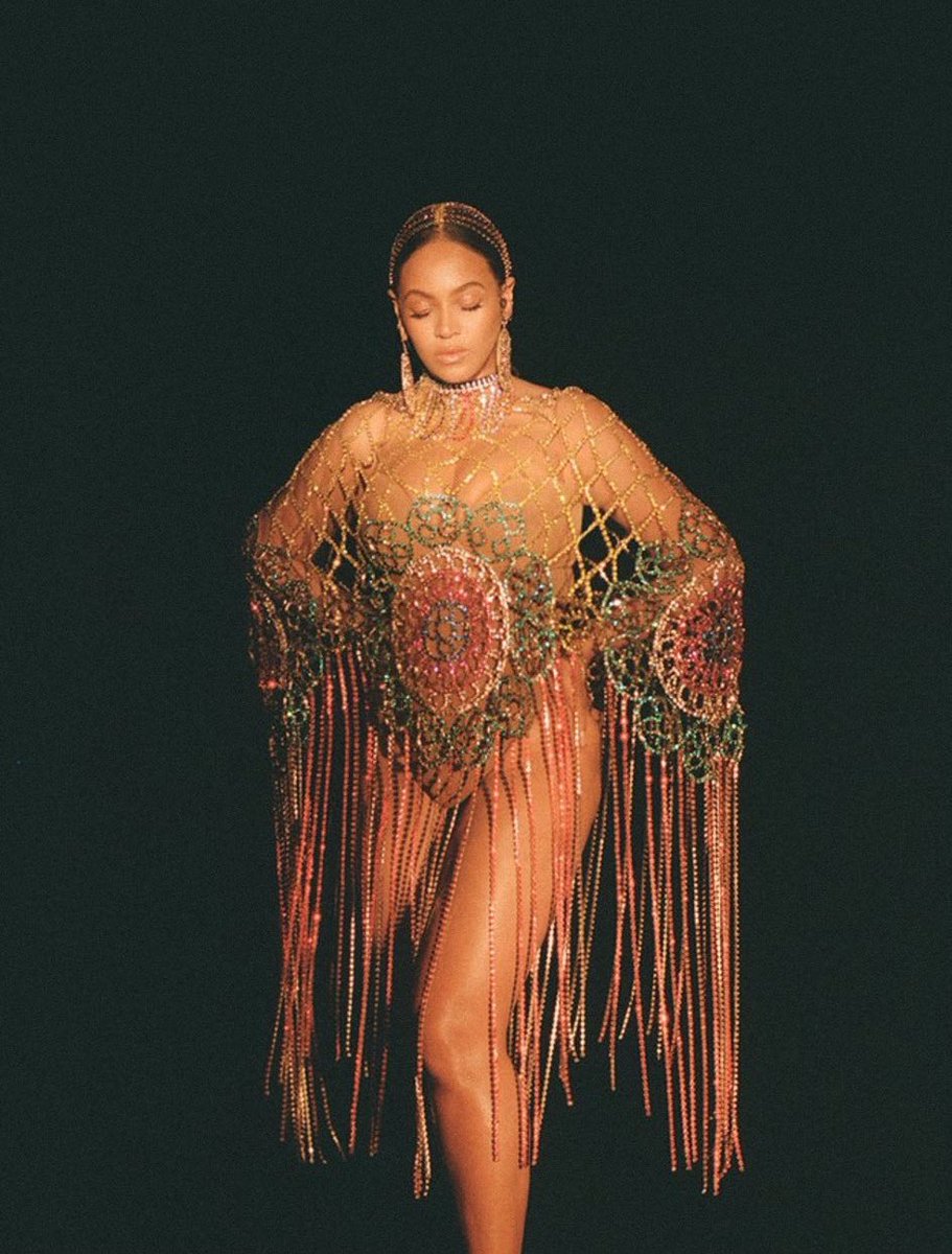 Beyoncé in Area Ready To Wear 19