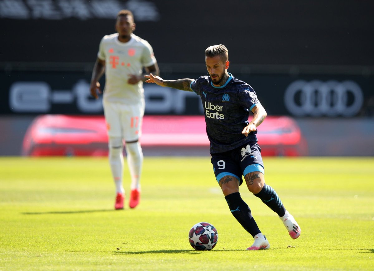 EmbajadoresArg's tweet photo. 🌎 Con Pipa Benedetto como titular y el ingreso de Leo Balerdi, el Olympique #Marseille cayó 1-0 ante el Bayern Múnich en un partido amistoso jugado en Alemania.

#️⃣ #FCBOM https://t.co/gxm11vgFu7