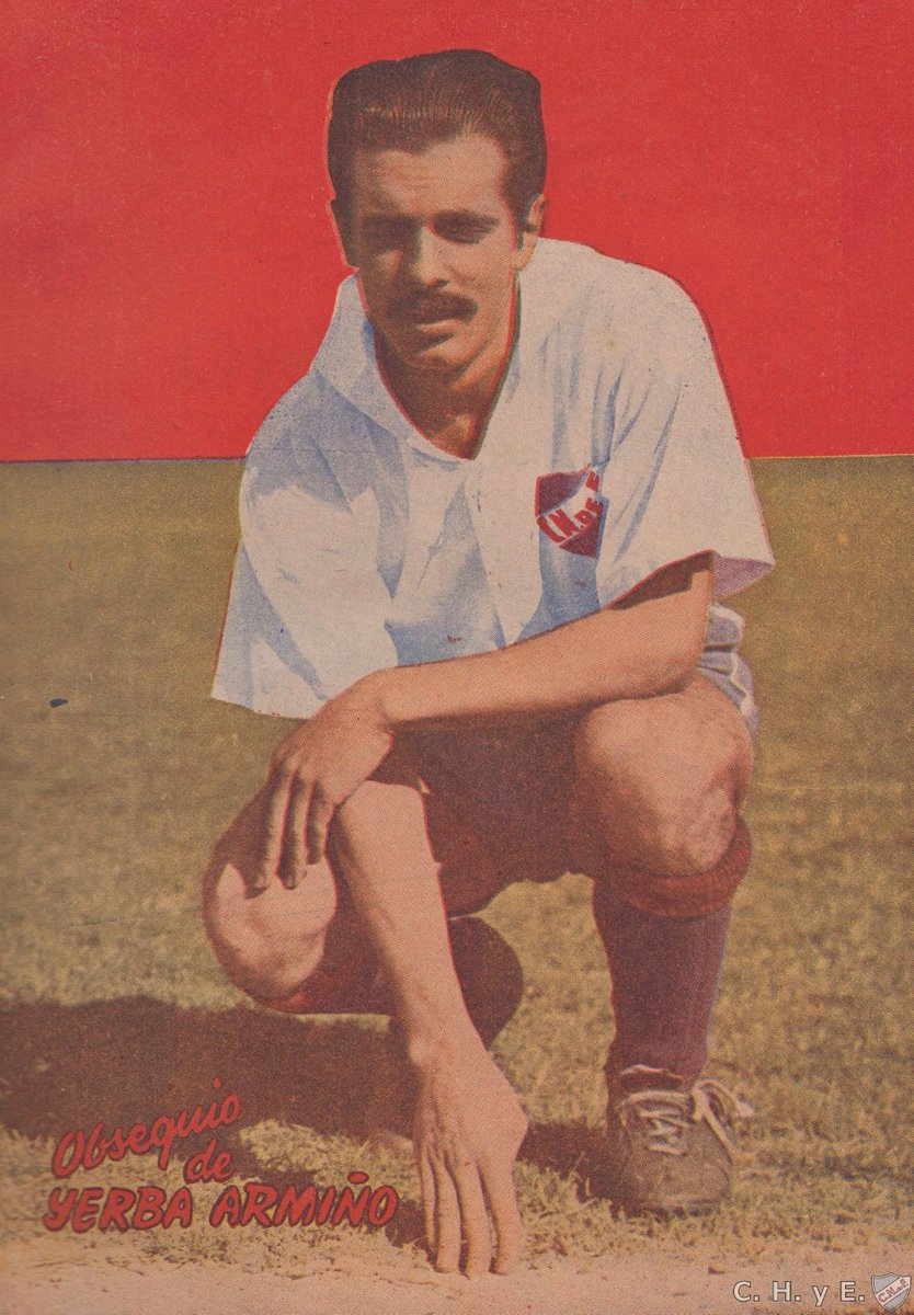 31/07/1921 nace Luis Ernesto Castro. 
"Mandake" hizo las formativas en <a href="/Nacional/">Nacional</a> y jugó 211 partidos oficiales e hizo 93 goles. Pilar del "Quinquenio de Oro"
Campeón Uruguayo 1940, 1941, 1942, 1943, 1946, 1947
Aldao 1940, 1942, 1946
Escobar- Gerona 1945
Copa América 1942