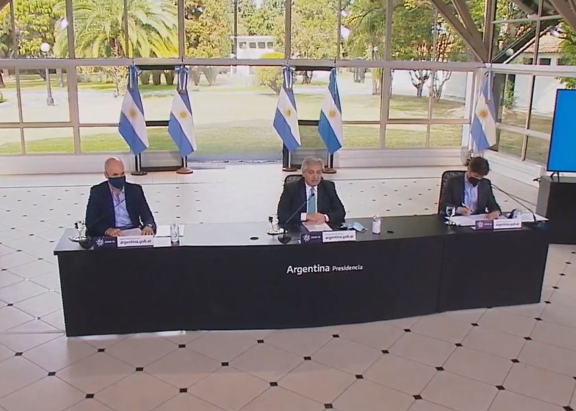 canalabiertoar's tweet image. Desde la Quinta de Olivos, Alberto Fernández anuncia la extensión de la cuarentena hasta el 16 de agosto.

#CuarentenaExtendida