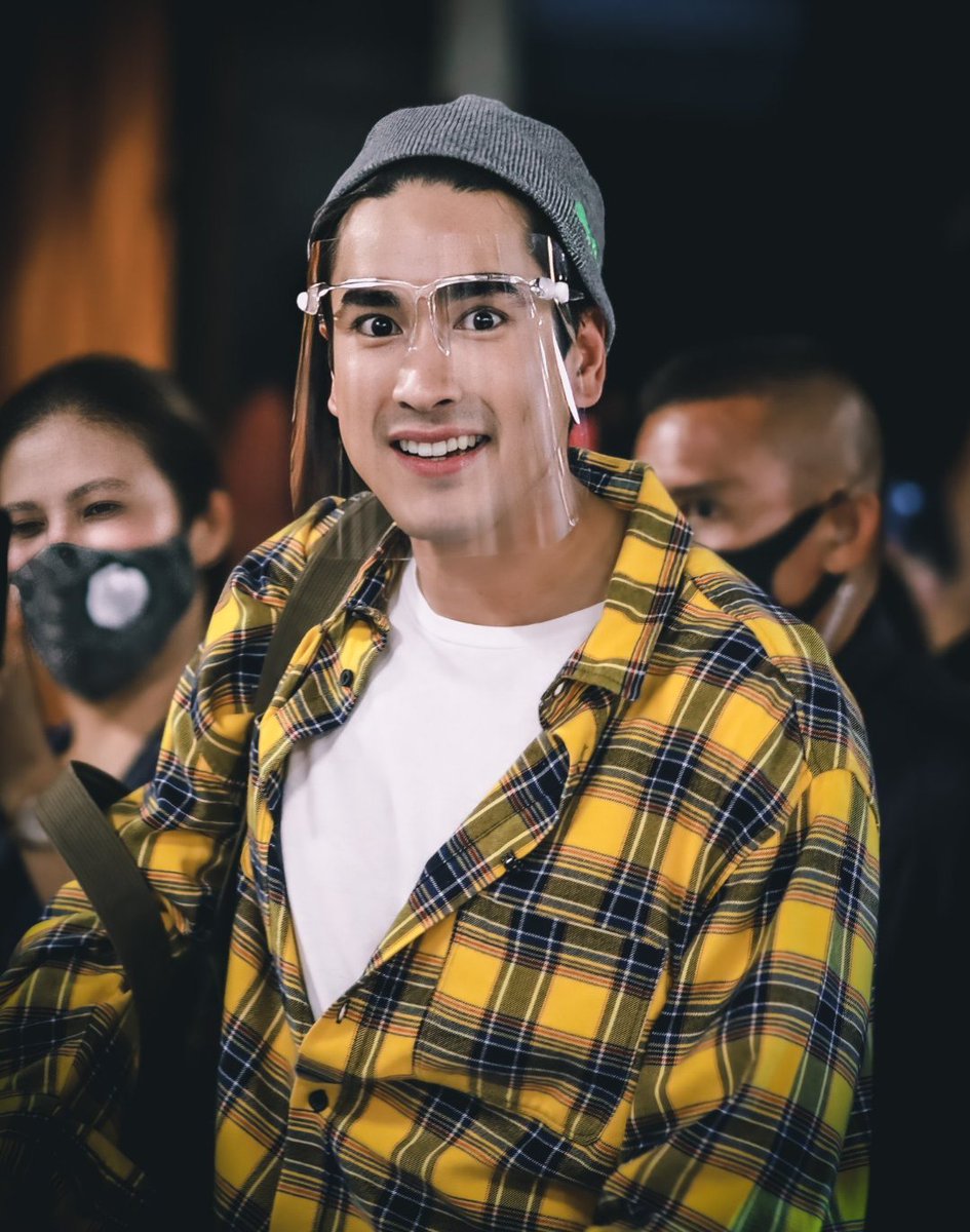 Gaia2o19's tweet photo. หนุ่มหล่อ หนุ่ม #เบสท์ 😍
#BEST #ส่งของ #ส่งพัสดุ #BESTEXPRESSTHAILAND #BESTEXPRESS #BESTFSCENTER #แฟรนไชส์เบสท์ #BESTFS #Event #อีเว้นท์ #อีเว้นท์สุดยิ่งใหญ่ #BESTExpressอีเว้นท์สุดยิ่งใหญ่ #BESTROADNEWLIFE
#Kugimiyas #nadech #ณเดชน์ #ณเดชน์ญาญ่า️ #nadechyaya https://t.co/mMu7A25ELo