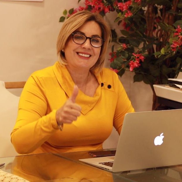 LauraBaqueiroR's tweet photo. Las mujeres se destacan por hacer MUCHO con poco, y con lo suficiente MARAVILLAS. El futuro es ahora para que te sumes y trabajar para que estes mejor, porque #JuntosLogramosMás

Trabajo final Diplomado Inteligencia Política 2020 https://t.co/D6ixs3LjOz