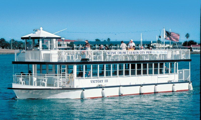 VisitStA's tweet photo. Aboard the Victory III, visitors can #cruise the waters of historic #StAugustine for an hour-and-fifteen-minute #tour. Narrated tours by the Captain provide an incomparable way to view the #landmarks, as well as the #wildlife in beautiful #MatanzasBay.
https://t.co/WJsX0g2Dqs https://t.co/weuoUdJLJJ