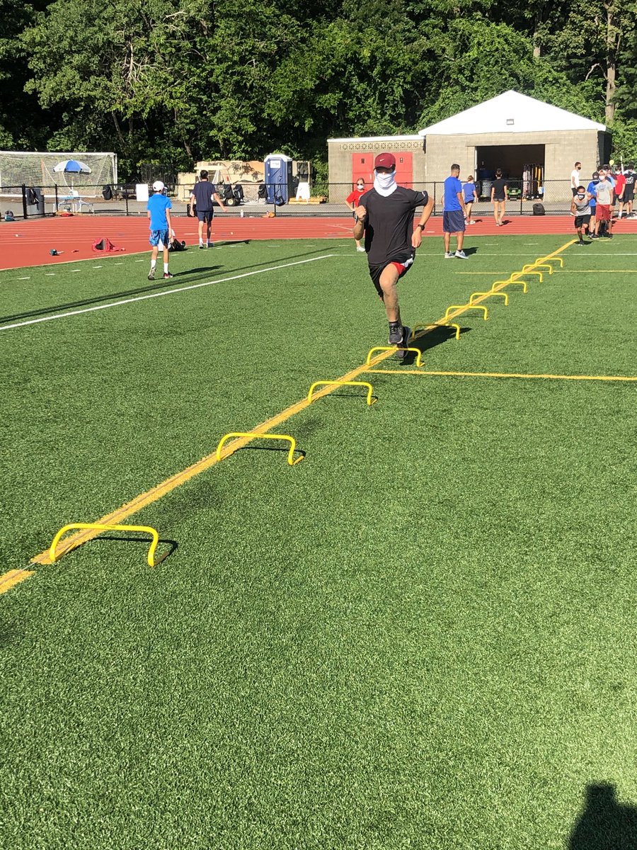XC_Project's tweet image. Oregon group perfecting their running biomechanics today during their wicket drill. Knee lift and foot strike showing great improvement from week 1. #wickets #kneedrive #biomechanics