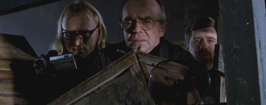 jas_kerry2's tweet photo. Lone Gunmen: Jimmy tries to expose a deadly doctor while the Gunmen and Yves set a trap for a bear poacher... #thelonegunmen #diagnosisjimmy #byers #frohike #langly #jimmy #yves https://t.co/tg2oPxlq8M