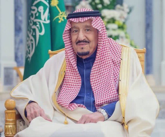 oilkm99's tweet photo. @AzizbagBag حفظ الله مليكنا الغالي وأدام عليه نعمة الصحه والعافيه.  🇸🇦 https://t.co/2scCMkxIMJ