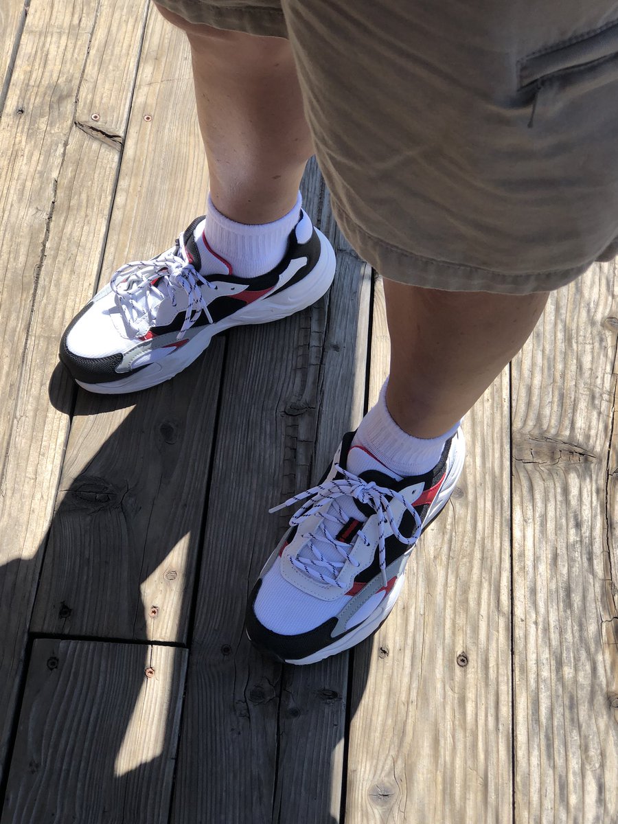 nicklepickle18's tweet photo. Anyone else’s dad have a pair of these. He’s so proud of them and bought them just for vacation! 👟👟#traveltweetswithTom https://t.co/gEnesgiF3b