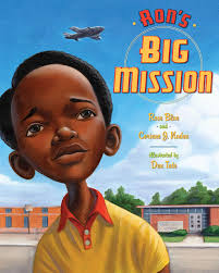 kgrostLibrarian's tweet photo. Based on NASA astronaut Ron McNair's life, this inspiring story shows Ron's early passion for airplanes, flight,  and social activism. Before Ron became a scientist and Challenger astronaut, 9 year old Ron desegregated his library through peaceful resistance #112leads #wndb https://t.co/bTaFLF7fTs