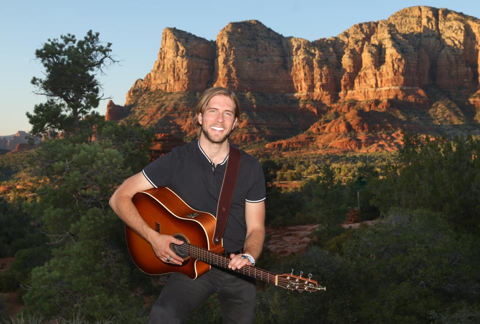 LiveAtSBG's tweet photo. Dan Vega will be here tonight 7-10pm Call 928-282-2713 for a reservation. Sedona bound and missing live music. We have social distancing down and are keeping you safe! https://t.co/eTEyGoUQh5