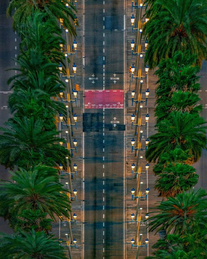 garcia_ortega's tweet photo. #OfTheNight 🎶🎵📢
—
#barcelona #visitbarcelona #thebarcelonist #CatalunyaExperience #mediterràniament #ig_catalonia #WeLovePlaces #busbcn #bcn #timeoutbcn https://t.co/sUrqPQ884K