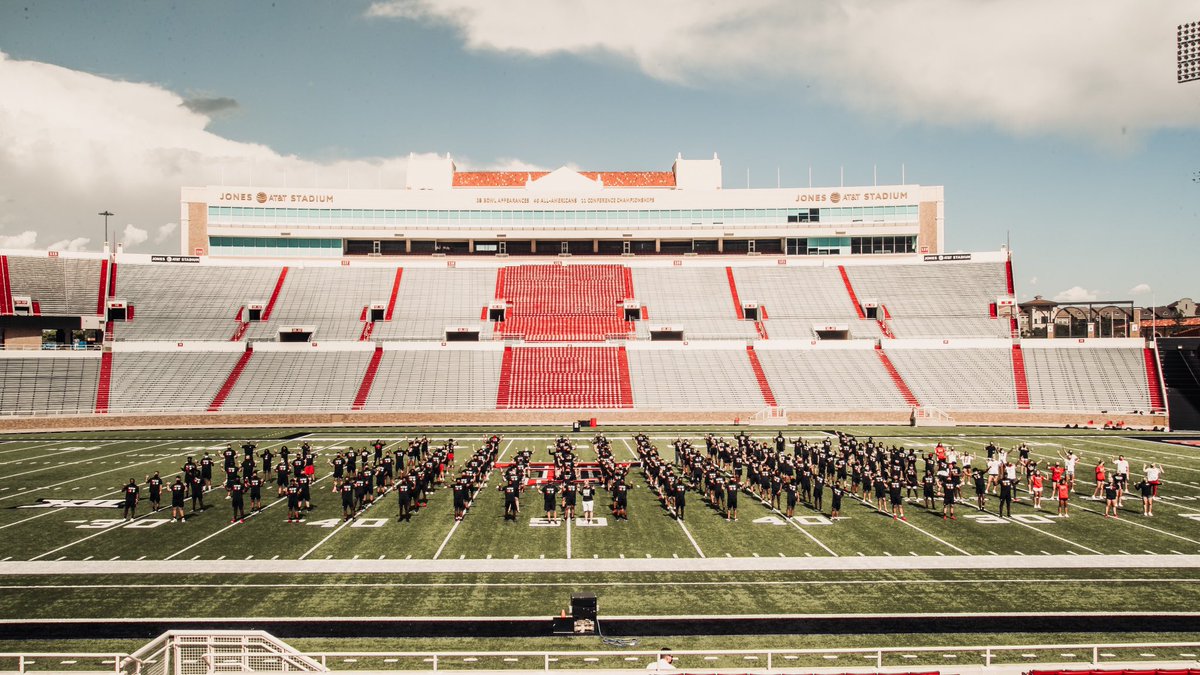 TexasTechFB's tweet photo. #UnitedWeStand https://t.co/3bN2b4I1r7
