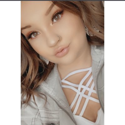 kierstashliee's tweet photo. #NewProfilePic https://t.co/nP56B80gLj