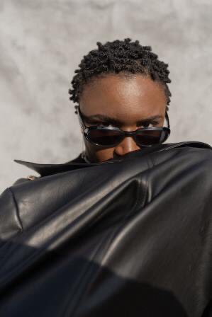 MoreBranches's tweet photo. #MBExclusive: We featured Ghanaian singer/songwriter @Amaarae in 2017 as one of the most exciting young acts out.
Exactly 3 years after, the 26 y/o rockstar takes us on a ride into her world as a leading light for the new age African woman.
🔗Full Story: https://t.co/BVlCG4sZLc https://t.co/ApPPGAgf3x