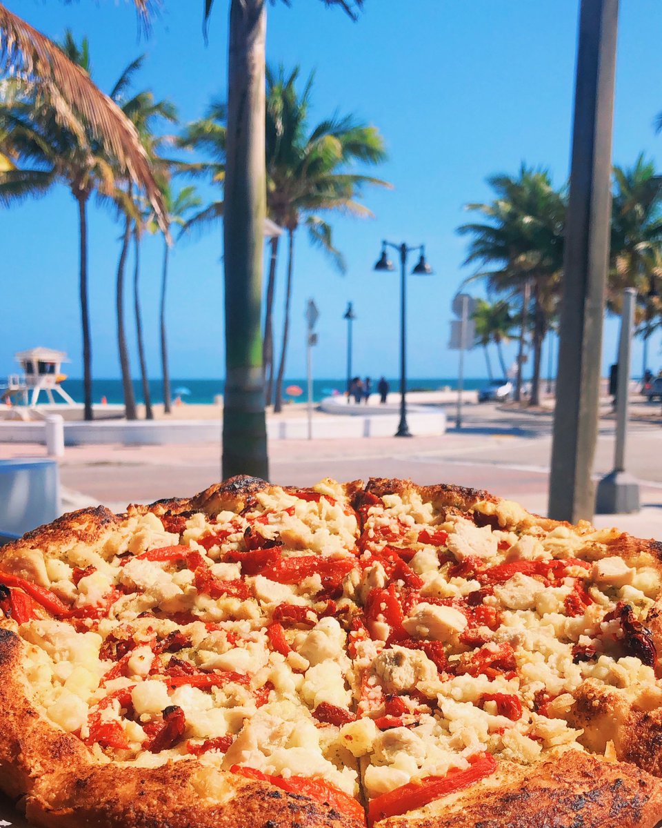 bosbeach's tweet photo. Catch all the games live @bosbeach!
🍹☀️🌴
#bosbeach #summer #friyay #sport #florida #nba #pga #mls #fortlauderdalebeach #fortlauderdalefoodies #fortlauderdaleeats 
#everythingsbetteratthebeach https://t.co/oO7m5TEYP1
