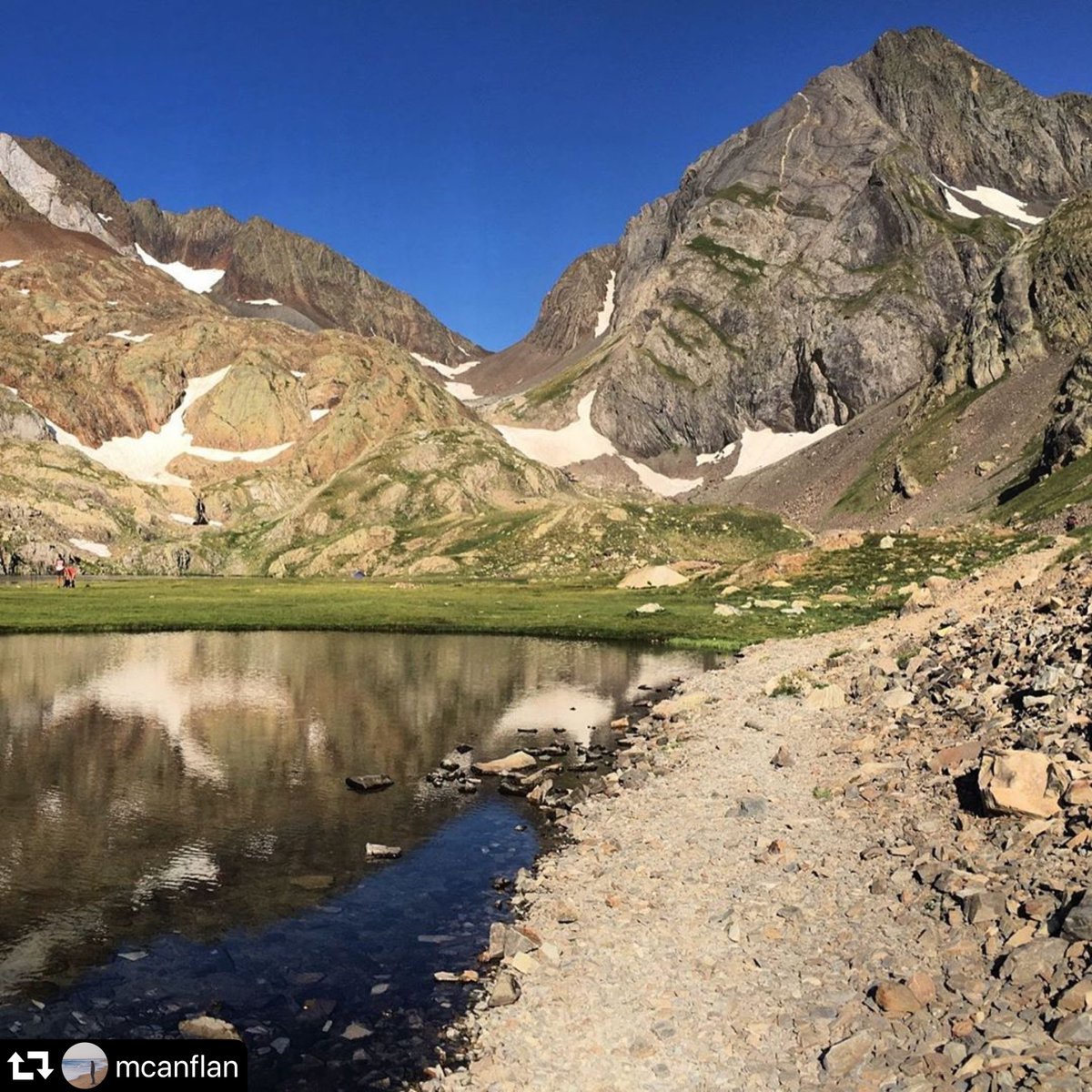 ⚡️Aventura del día⚡️Adventure of the day⚡️
.
Ibones Azules ✨ - Photo by <a href="/mcanflan/">MiKeL CaNFLaNCa</a>   🎉 Enhorabuena!
.
#BeAdventurer #pirineos #pirineoak #pyrenees #bernatuara #ibonazulsuperior #mendia #mountain  #landscape #paisaia #paisaje #huesca #aragon #natura #nature #natgeo #igerrak