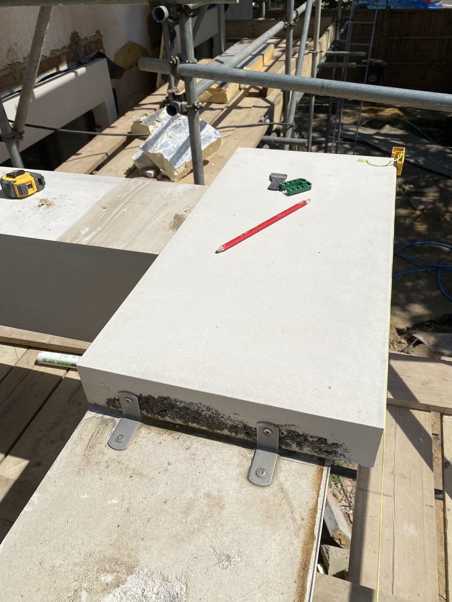 StoneworksL's tweet image. Esher-Nearly in the end soon the scaffold is coming down.
Londonstoneworks limited