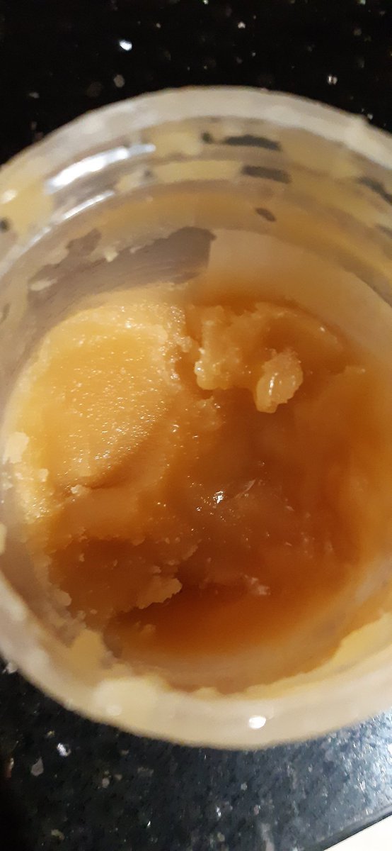 lkazhanje's tweet photo. I  love supporting upcoming or local brands &amp; sadly bought this so called honey in Pick N Pay Arundel. This is no honey honey at all, It is something else. Gold Club please stop this @iamEliahSarayi @AlutahChari @moremoyo18 @consumerizim  Hakuna huchi hwakadai I am disappointed https://t.co/GEEIWQLTZI