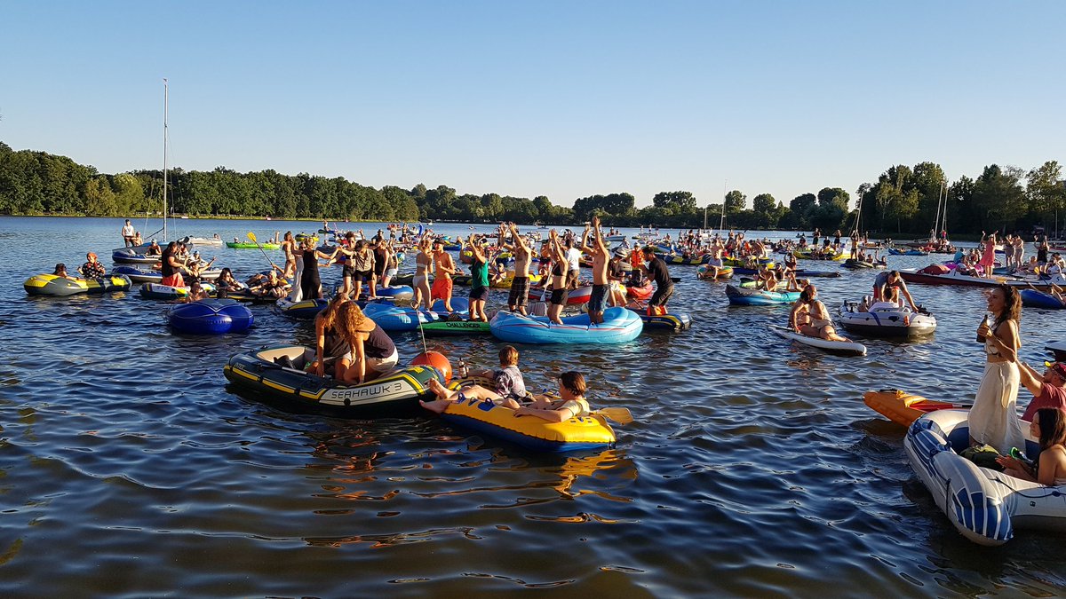 #Seebühne #Nürnberg Finale. Jetzt tanzt der Dutzendteich.