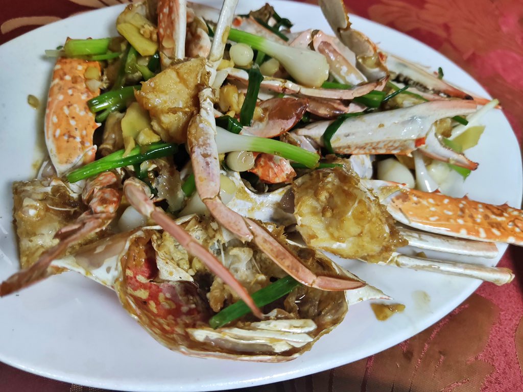 lin_sunlight's tweet photo. The perspective of my phone, enjoy the street stalls in Beihai, love the Beihai local food…  #Beihai #China #travel #emotion #emotional #life #lifestyle #food #photography #streetphotography #foodphotography https://t.co/l7Miyt2EiU
