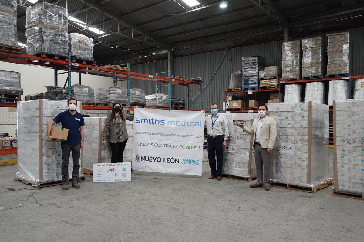 Economia_NL's tweet photo. Agradecemos el donativo que la empresa Smiths Medical realizó.

Se entregaron a la Secretaría de Salud de Nuevo León:
✅70,000 catéteres
✅90 circuitos para respiración con ventilador
✅2 ventiladores
✅40,000 cubre bocas

¡ G R A C I A S !

#EconompiayTrabajo #Covid19 #Donativo https://t.co/I5nptXng3a