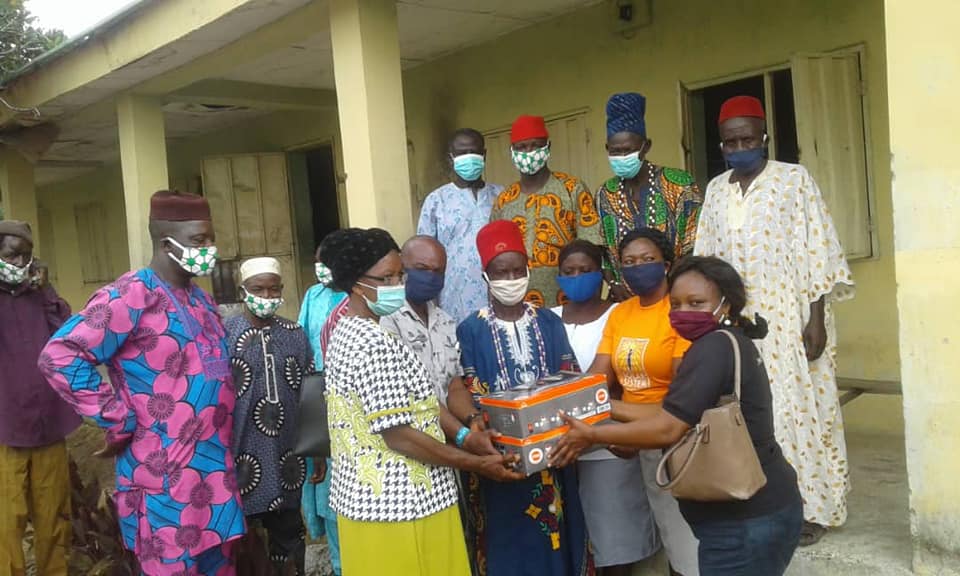 Solar_Sister's tweet photo. "Solar Sister is donating 20 solar home systems to light up the labor and reception rooms in 10 selected last-mile off-grid primary healthcare centers in Nigeria where our women entrepreneurs are working. Let's do more!" Thank you Chinenye for this powerful story! #lightuphealth https://t.co/HDhYUKhJ3E