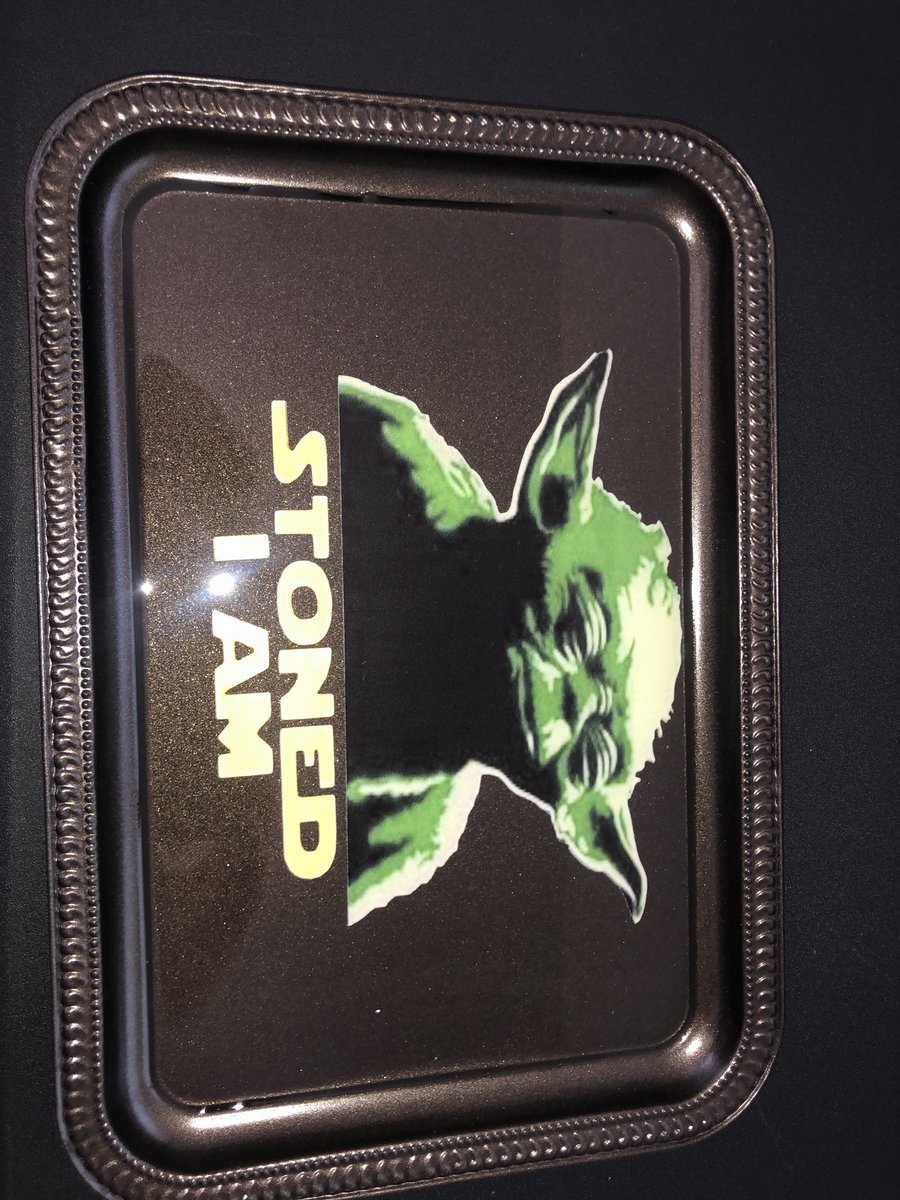 TAdesigns9's tweet photo. For you yoda fans #rollingtray https://t.co/821ScDV877