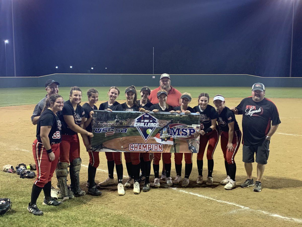 NWA_02_Select's tweet photo. What an awesome way to start and end the season.   Started with a huge win in OKC and ended with a 7th place finish in the National Championship in KC against some amazing competition.   Way to go ladies!! https://t.co/GStZlzgVcq