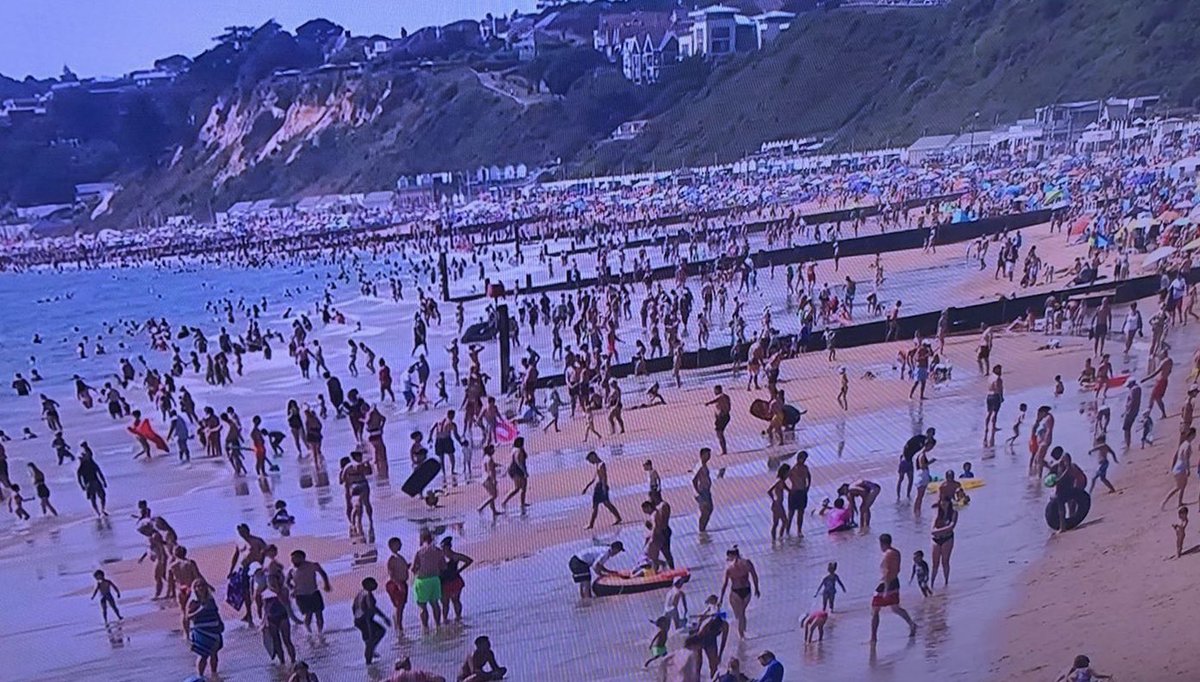 Who is spreading #coronavirus? 

My son working on #EidAladha2020 as a #NHS doctor?
My friend going to do his Eid prayer with mask?
My family doing Eid alone at home?
Or a host of carefree souls sunning &amp; bathing on Bournemouth beach. 

#ActAsInfected #Maskit #COVID #FridayVibes