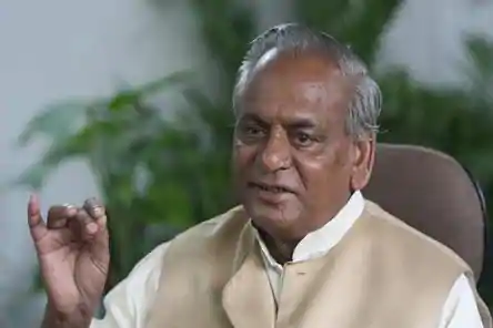 htTweets's tweet photo. Demolition paved way for the temple:  Former Uttar Pradesh CM Kalyan Singh

(reports @MCPjourno) 

https://t.co/TRpxrYv02S https://t.co/WLgGZX4Lwt
